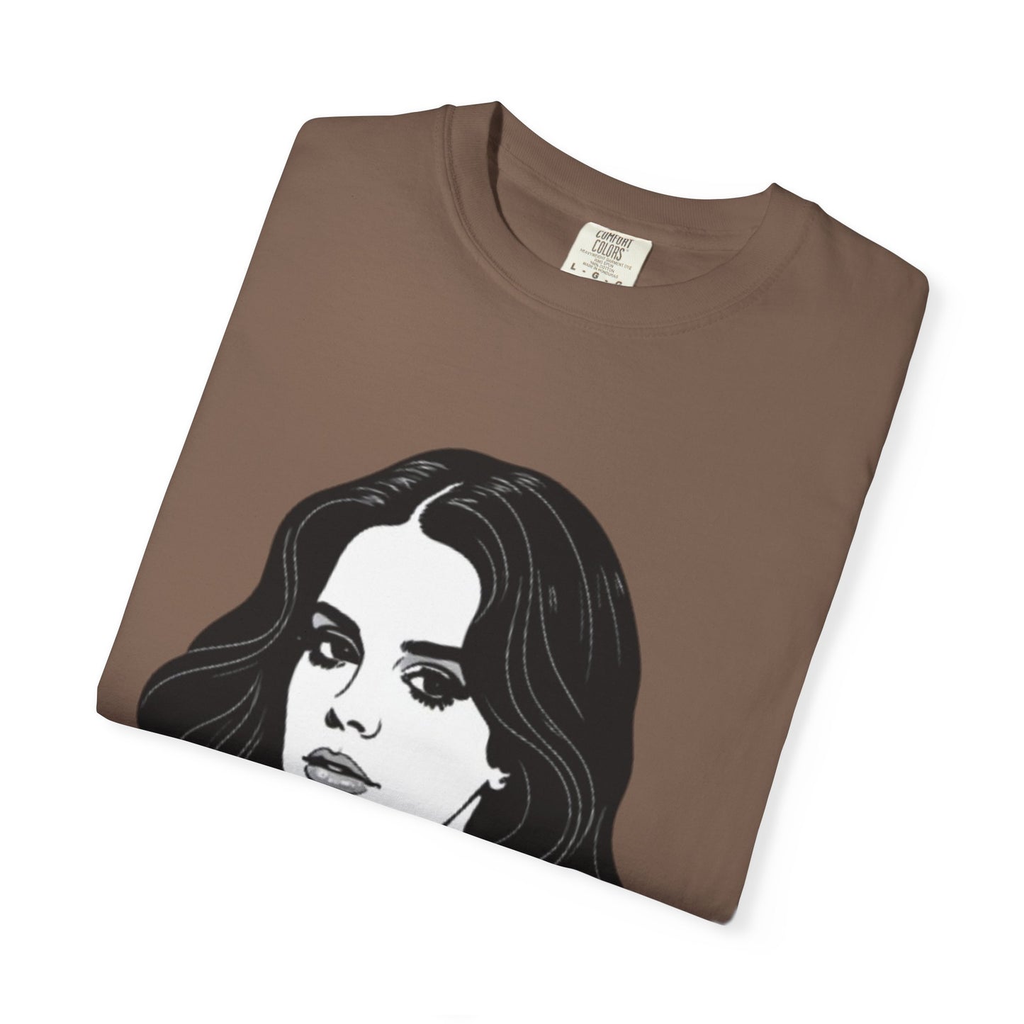 Camiseta unissex tingida com estampa de mulher empoderada
