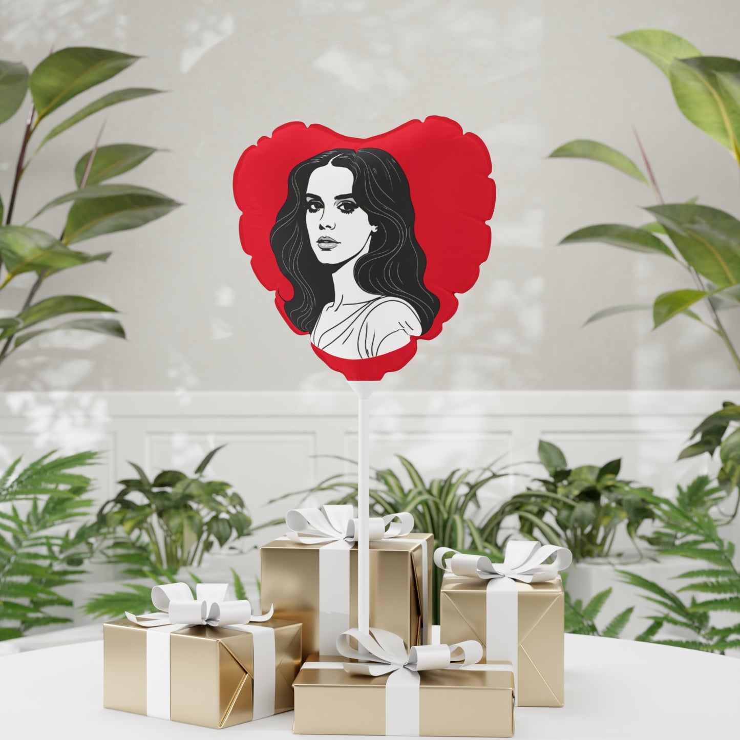 Lana Del Rey Heart-Shaped Balloon - 11" Party Decor